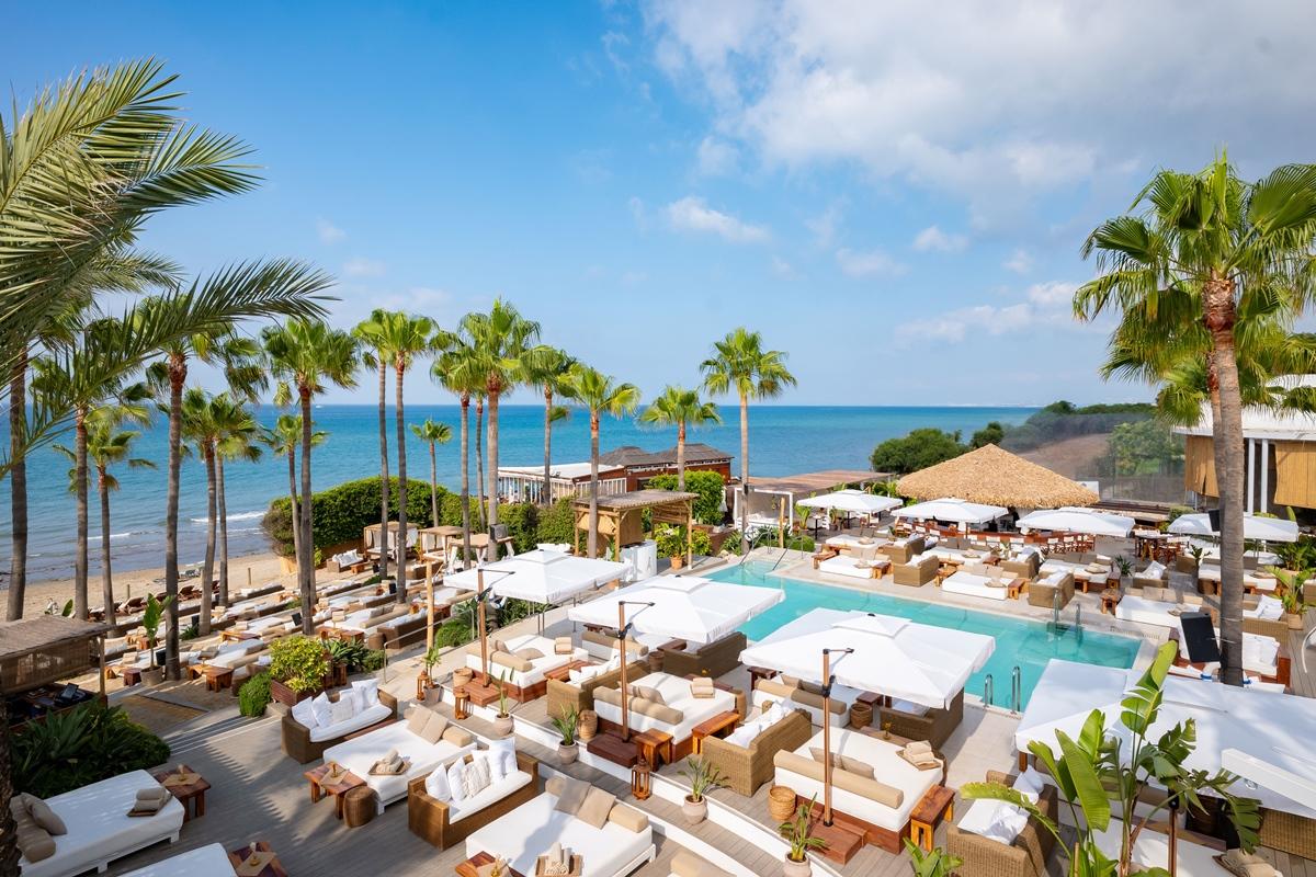 Don Carlos Marbella Exteriér fotografie The Beach Club at Nikki Beach Resort & Spa, Porto Cervo, Sardinia, Italy